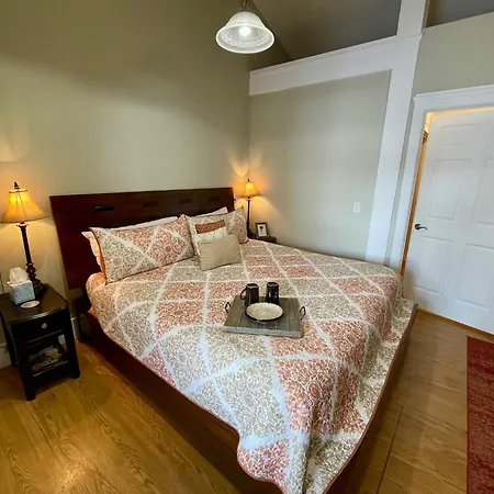 Valley Suite